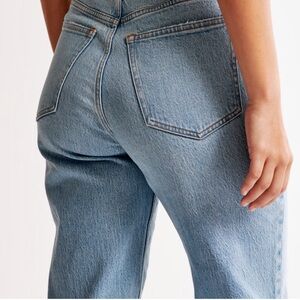 Abercrombie High Rise 90s Relaxed Jean - Curve Love